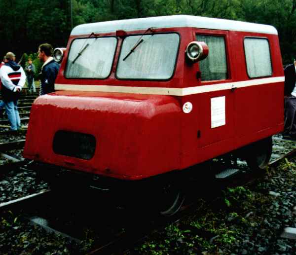 Schienenauto